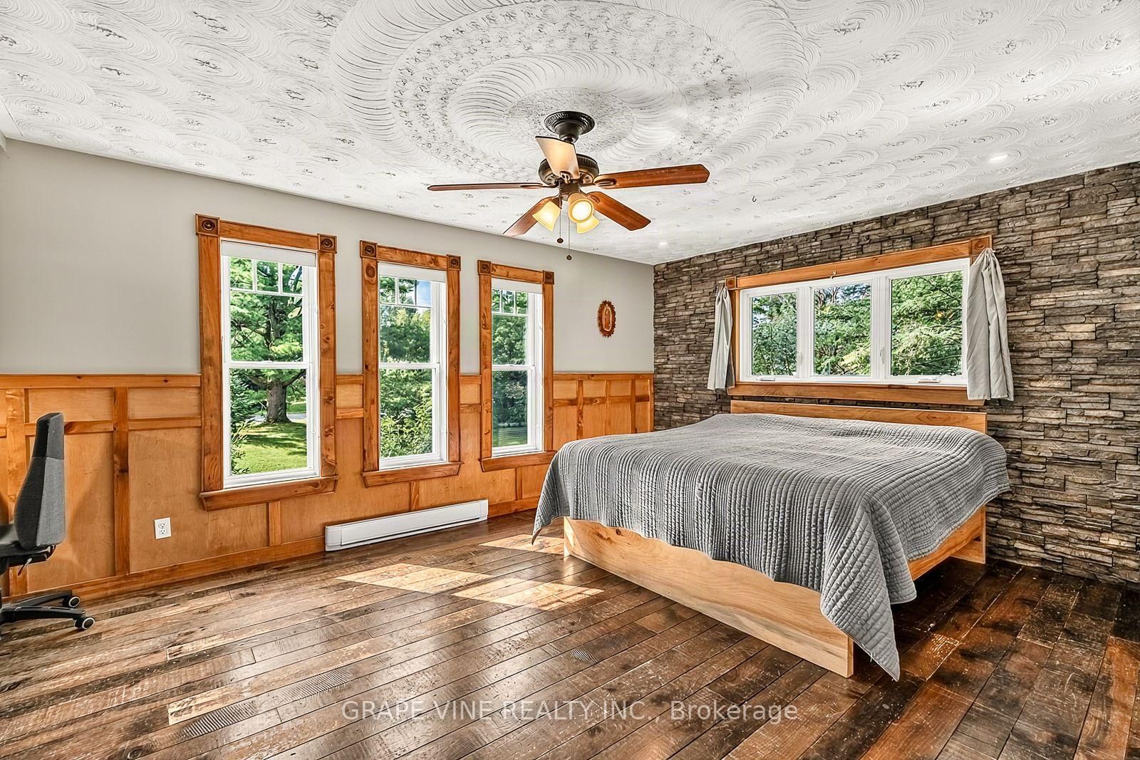 1951 Concession 7 Road • Alfred and Plantagenet, ON photo 17