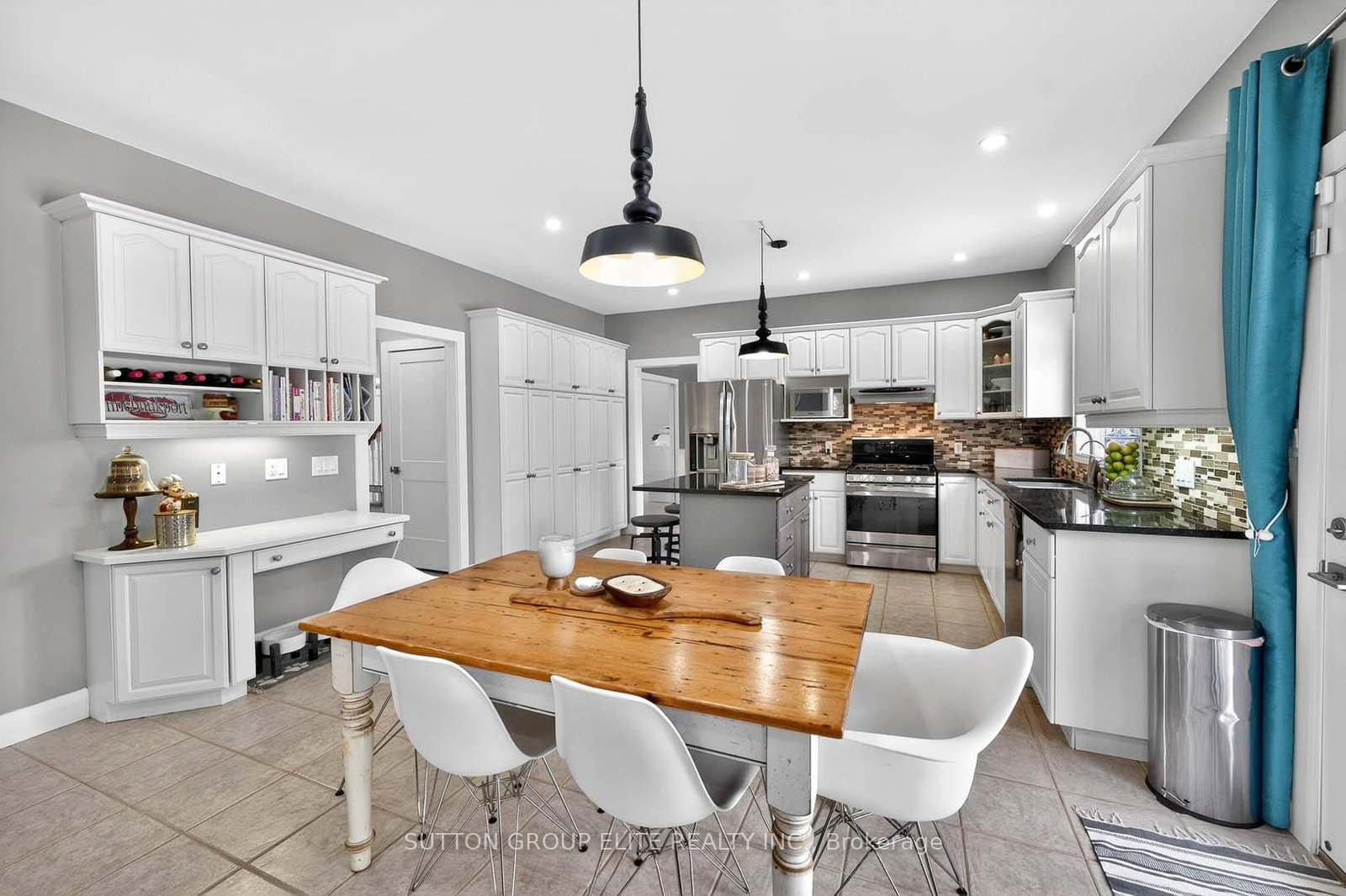 11 Elderberry Lane • Hamilton, ON photo 17