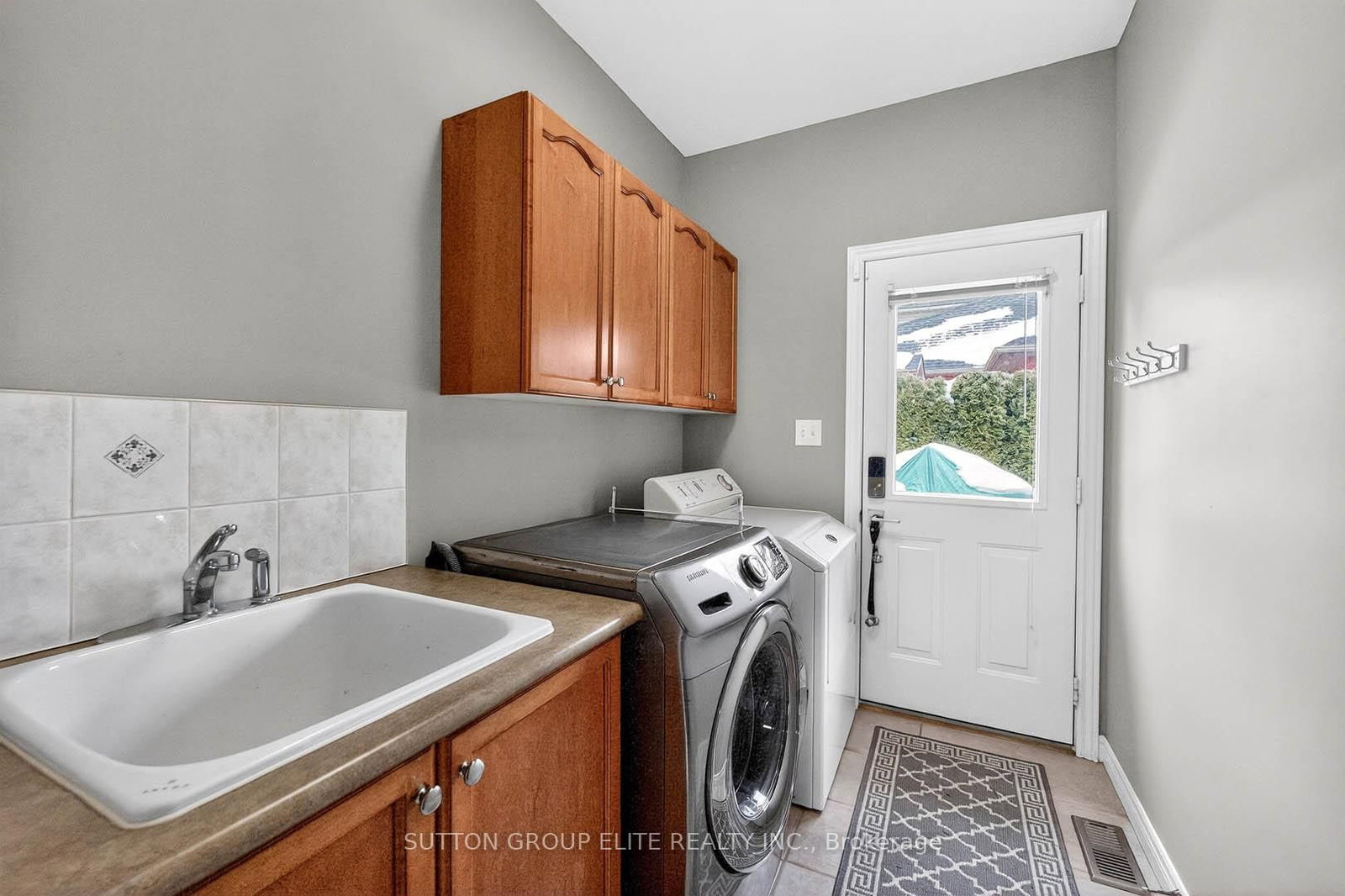 11 Elderberry Lane • Hamilton, ON photo 26