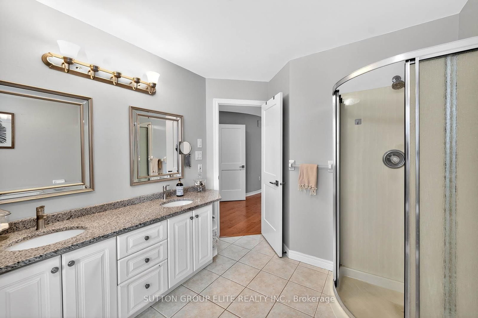 11 Elderberry Lane • Hamilton, ON photo 31