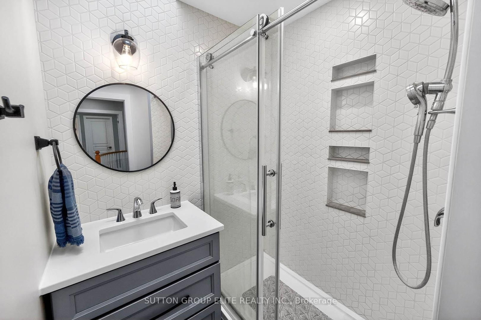 11 Elderberry Lane • Hamilton, ON photo 39