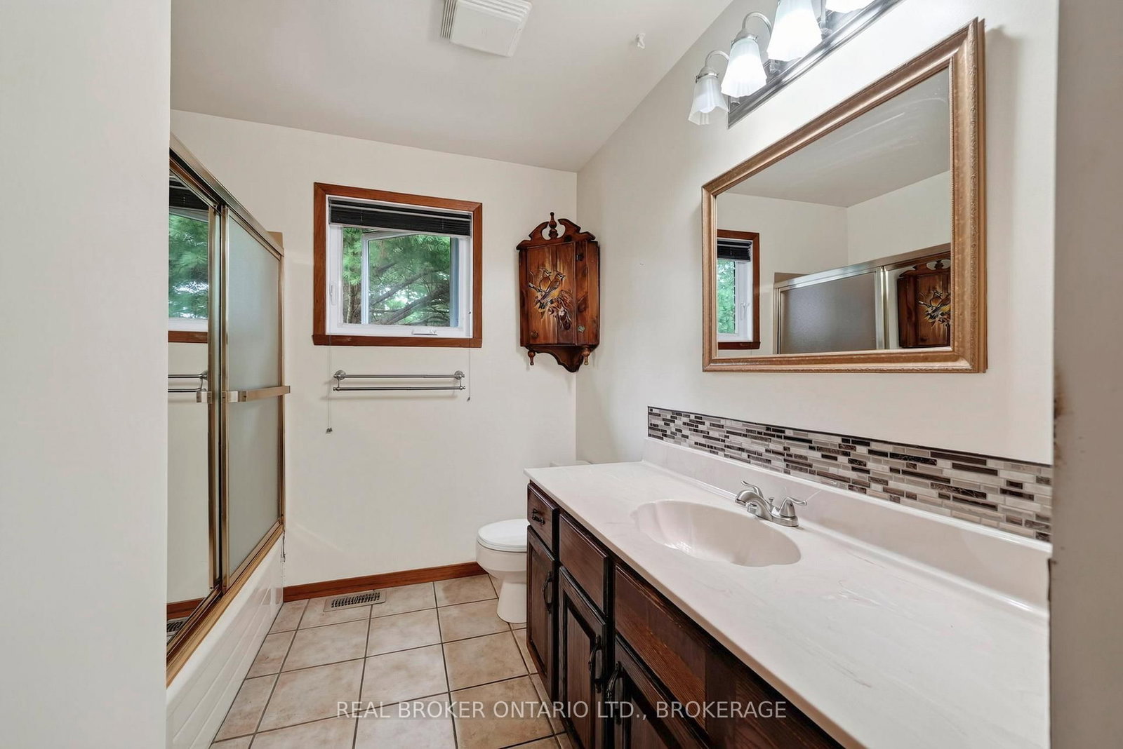 4 Loyalist Crescent • South Stormont, ON photo 10