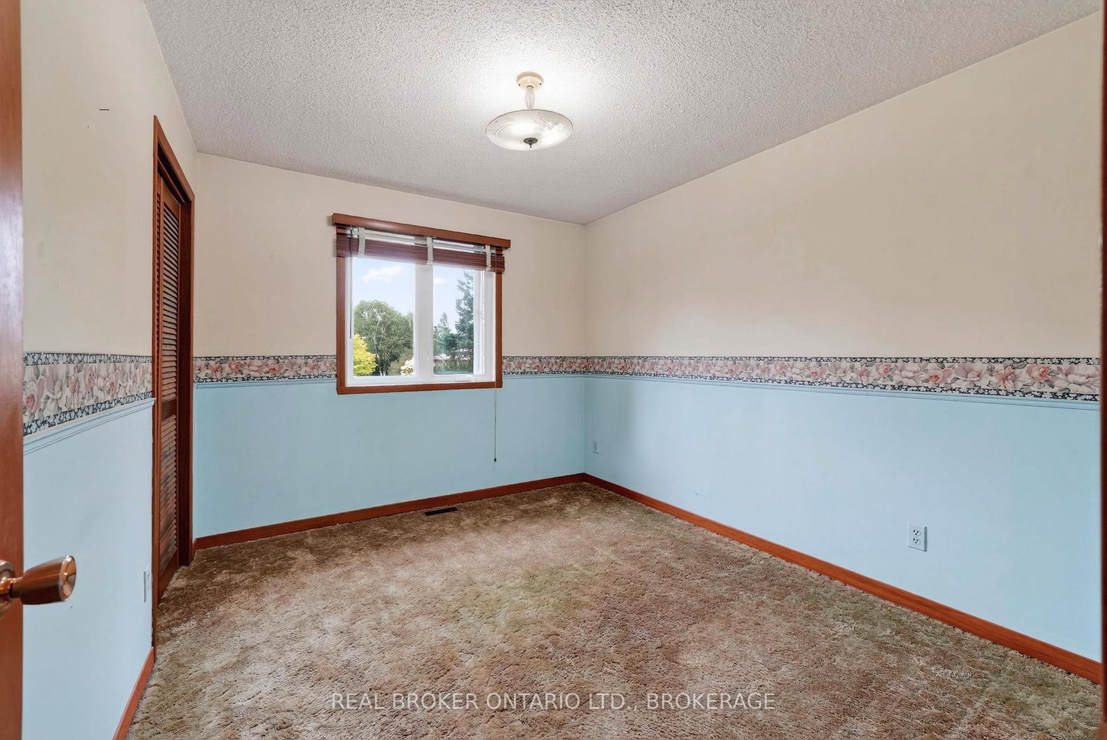 4 Loyalist Crescent • South Stormont, ON photo 12