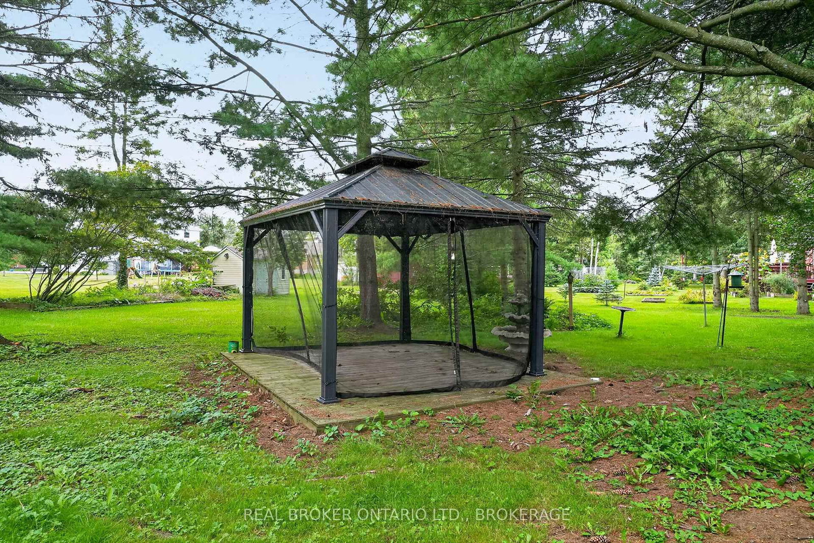 4 Loyalist Crescent • South Stormont, ON photo 21