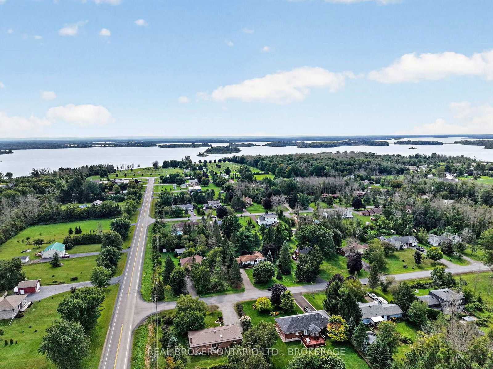 4 Loyalist Crescent • South Stormont, ON photo 24