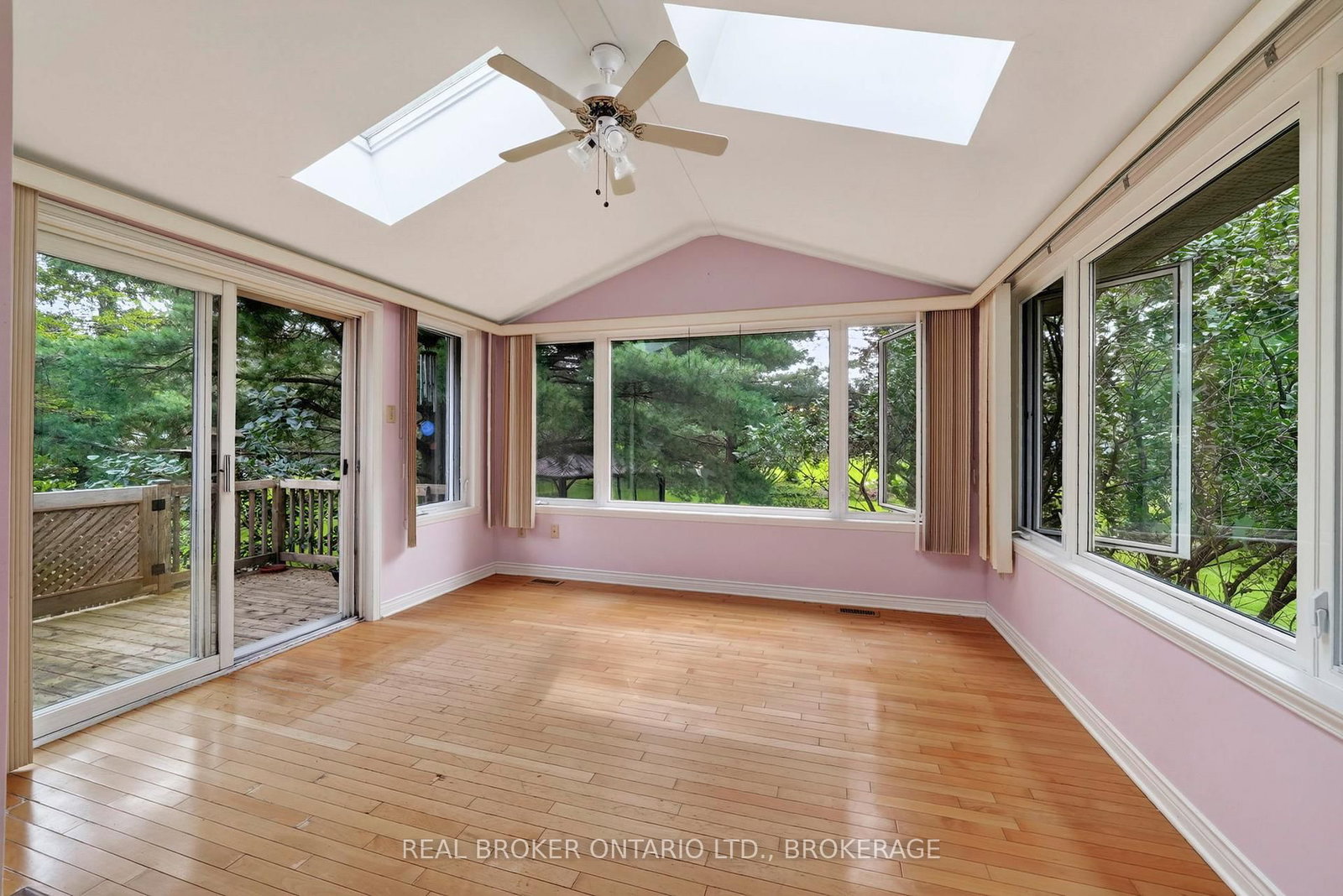 4 Loyalist Crescent • South Stormont, ON photo 8