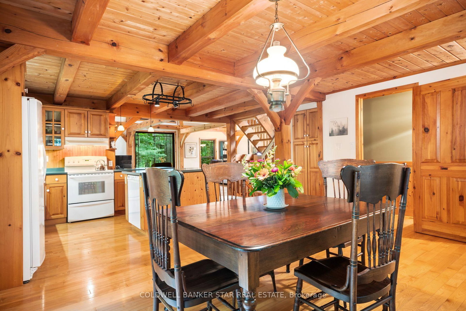 26034 Kerwood Road • Adelaide Metcalfe, ON photo 8