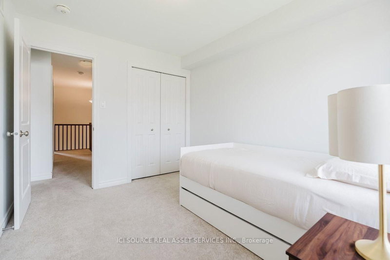 674 Capricorn Circle