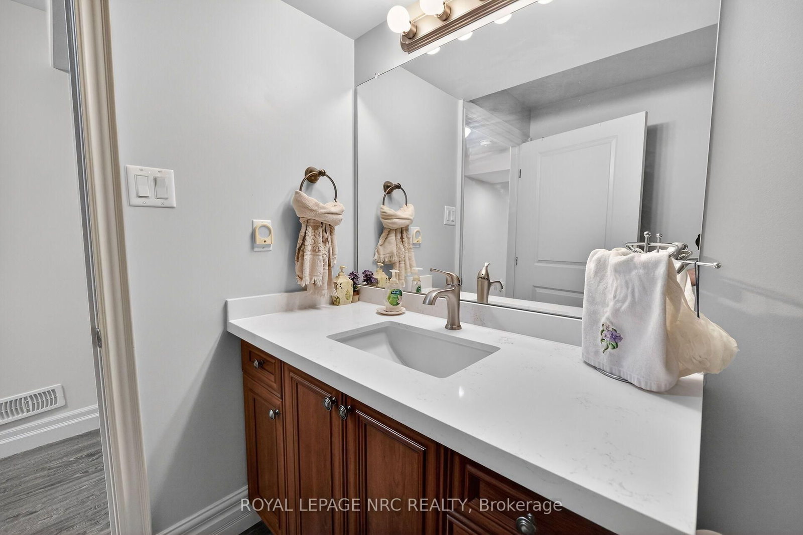 353 Station Street • West Lincoln, ON photo 30