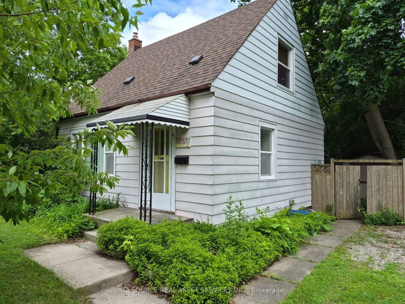 25 Watling Street