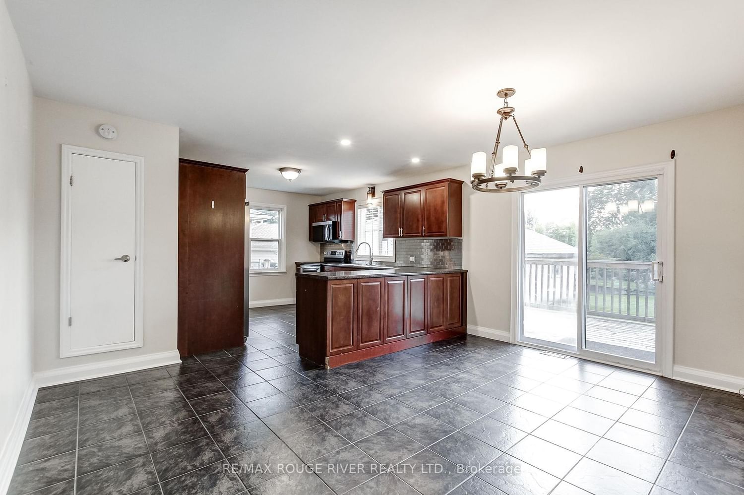 141 Haig Street • St. Catharines, ON photo 11