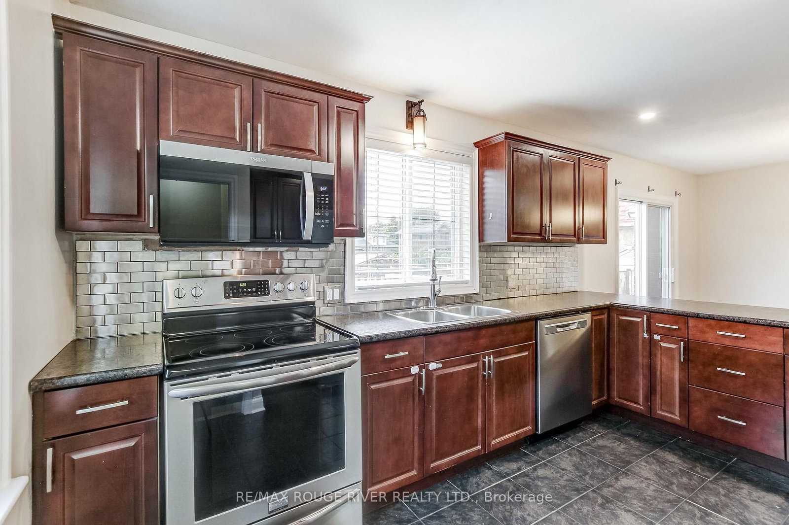 141 Haig Street • St. Catharines, ON photo 17