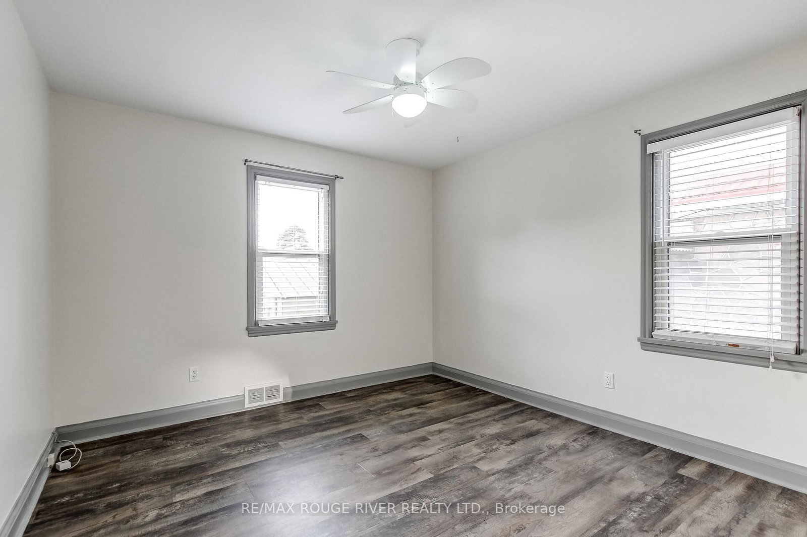 141 Haig Street • St. Catharines, ON photo 22