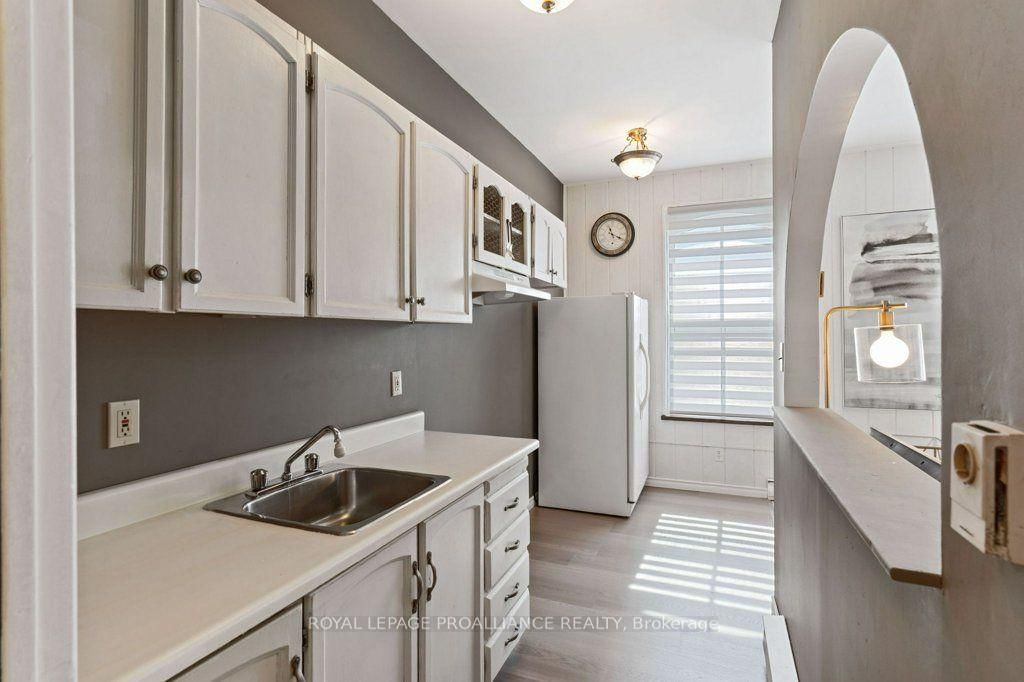 530 Dibble Street W • Prescott, ON photo 32