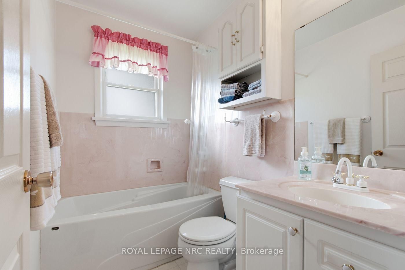 29 Erie Street • Welland, ON photo 16