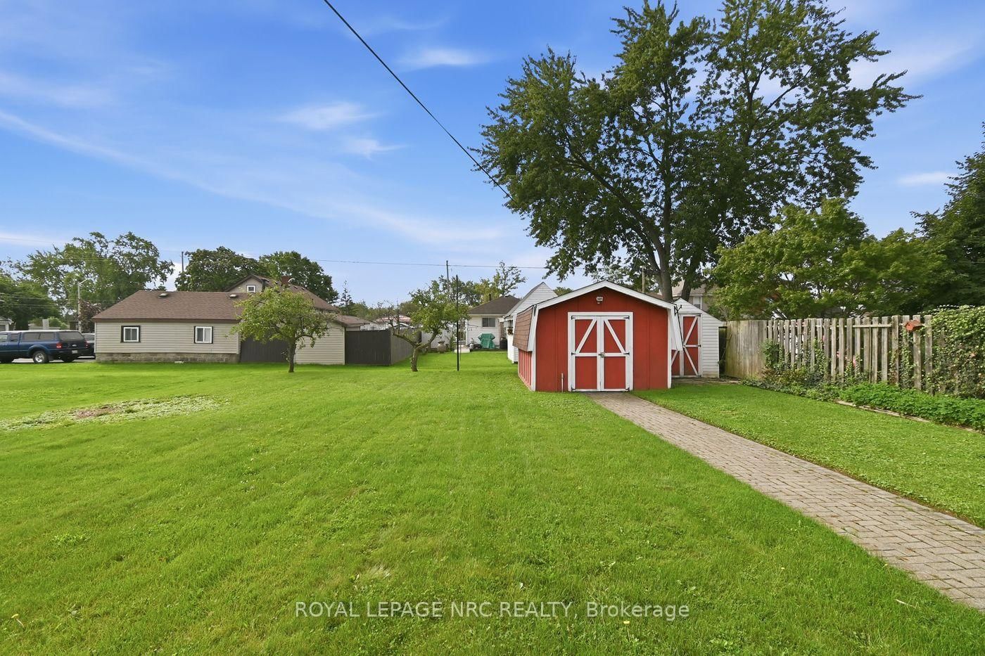 29 Erie Street • Welland, ON photo 28