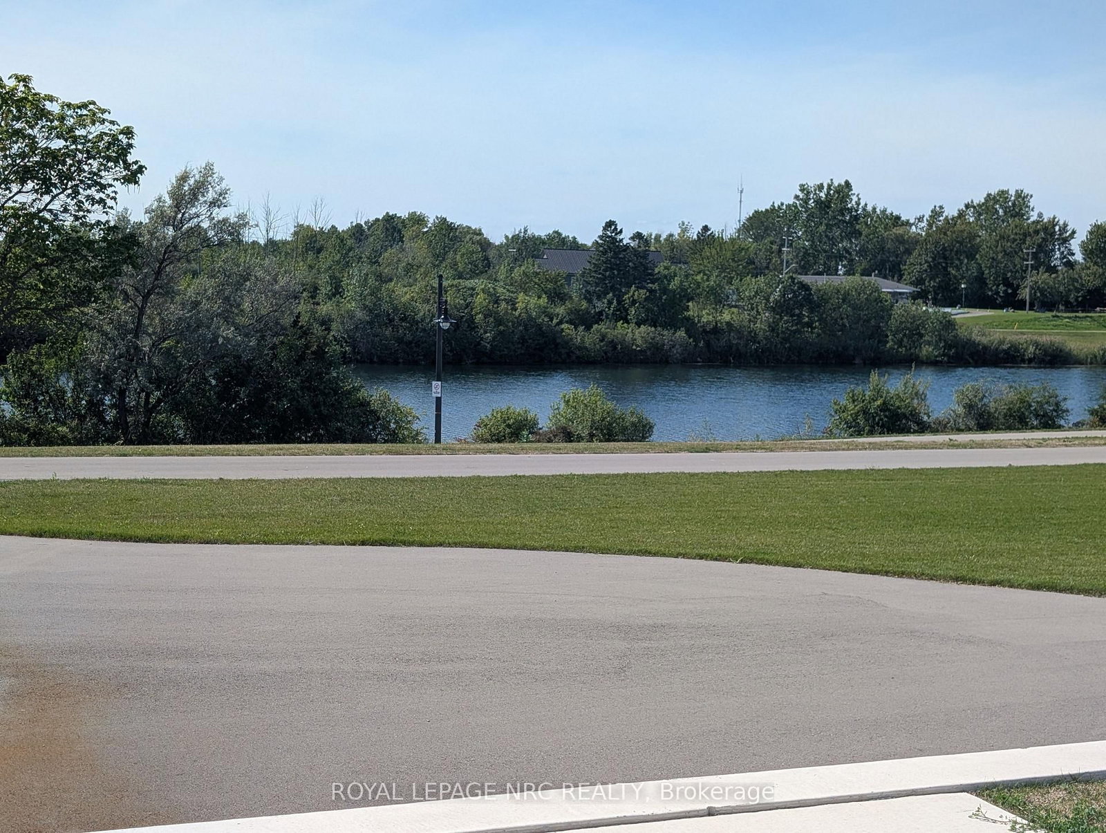 29 Erie Street • Welland, ON photo 41