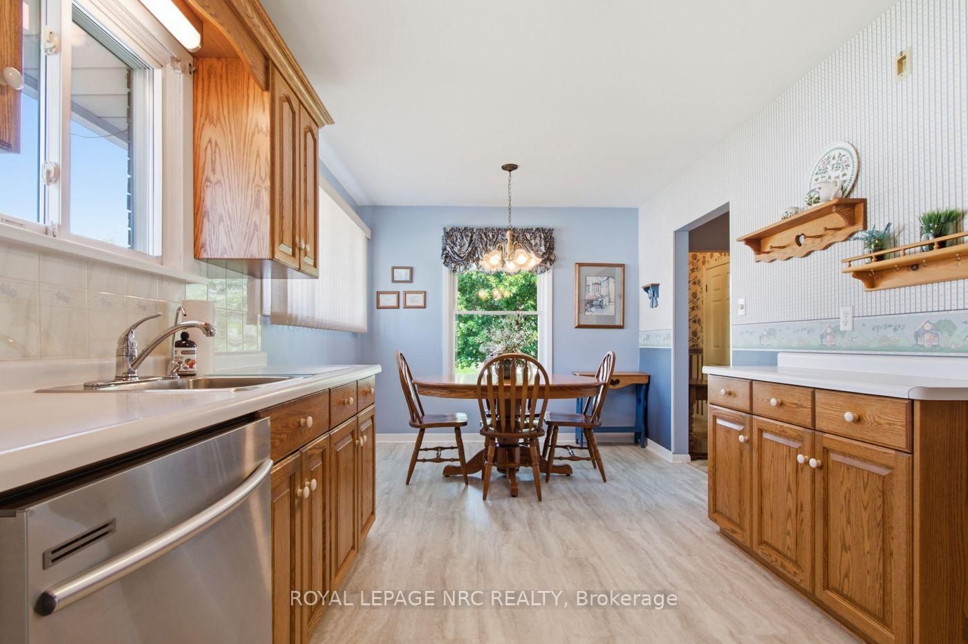 29 Erie Street • Welland, ON photo 9