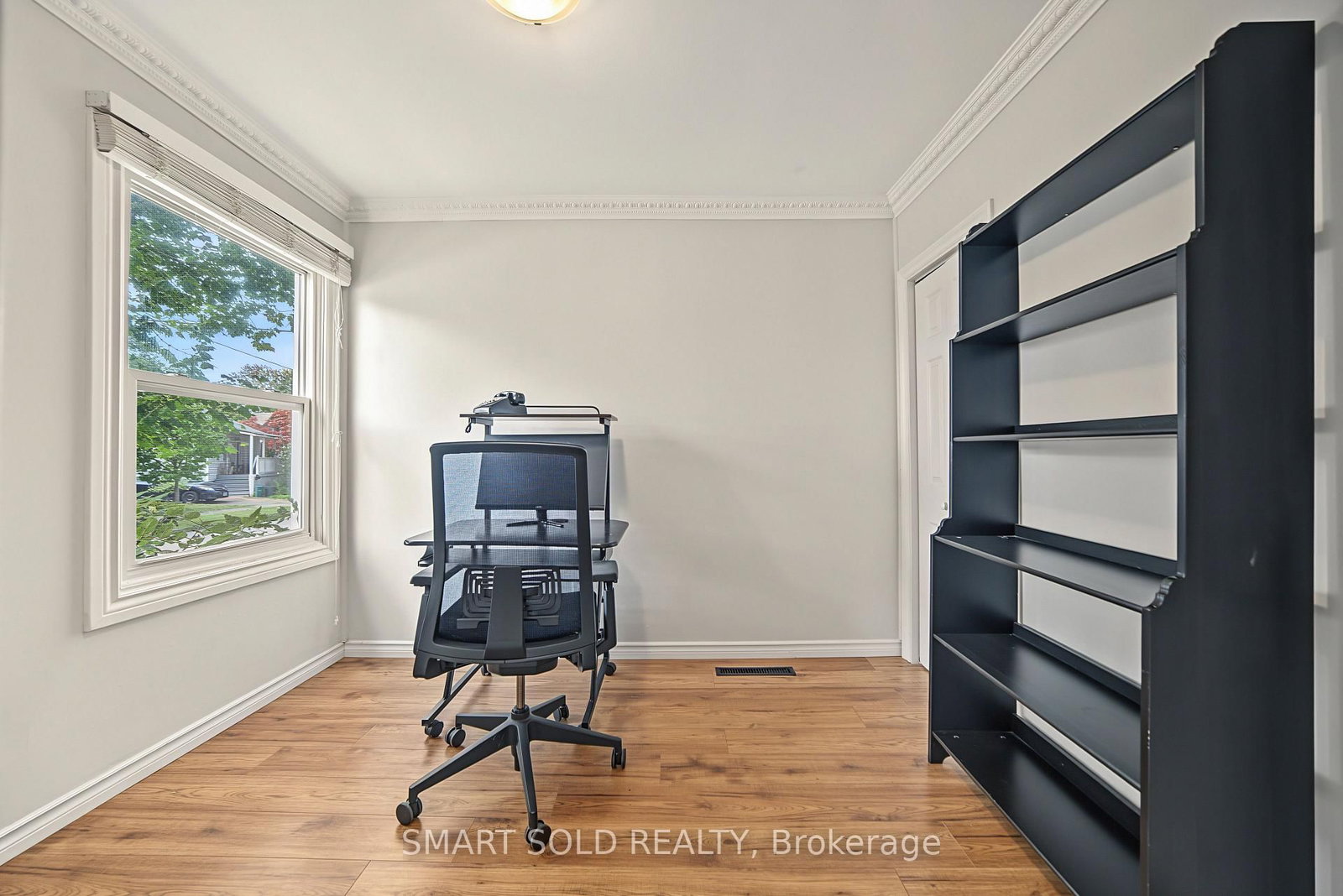7 Elmwood Avenue • St. Catharines, ON photo 24
