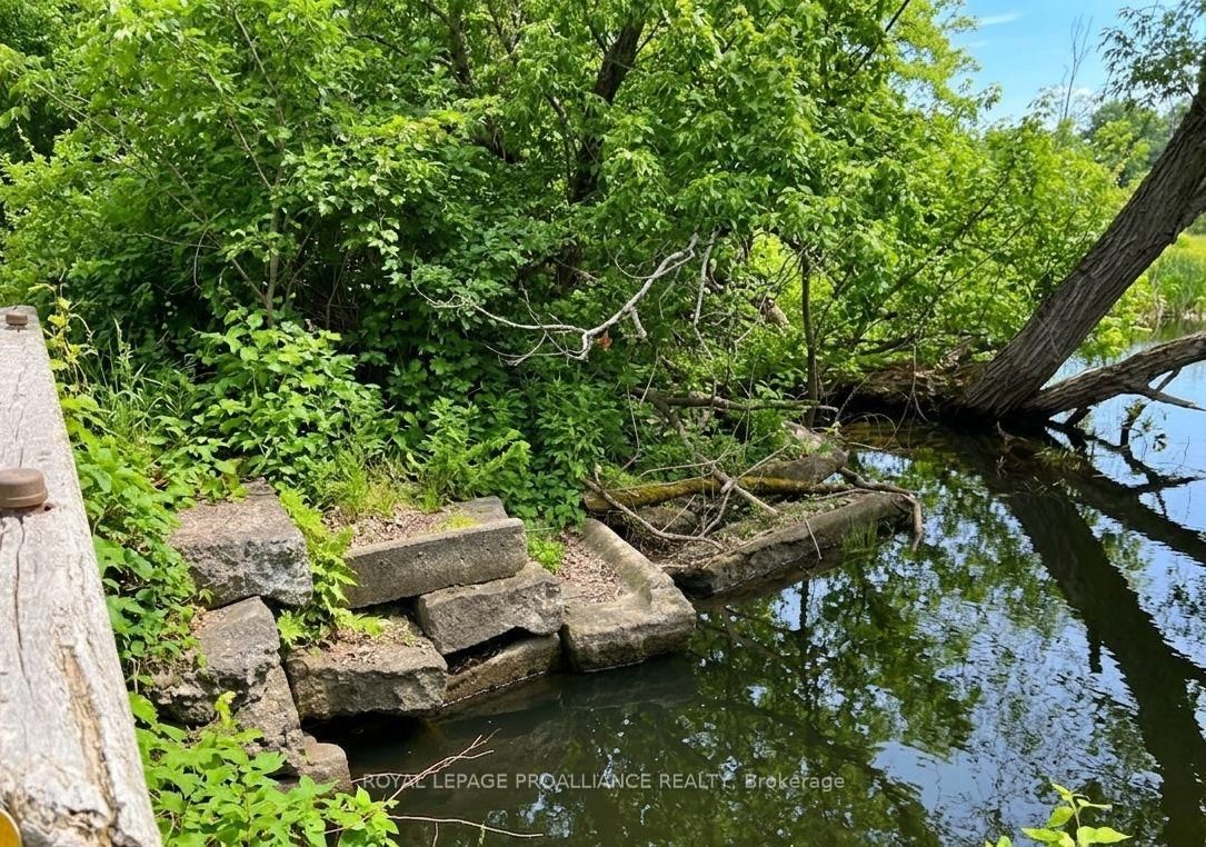 1379 County Road 2 Road W • Elizabethtown-Kitley, ON photo 37