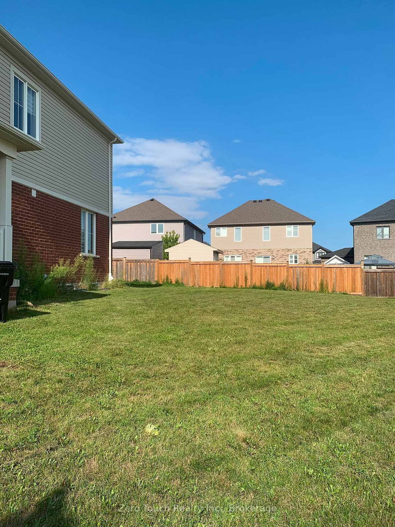 Upper - 127 Watermill Street W