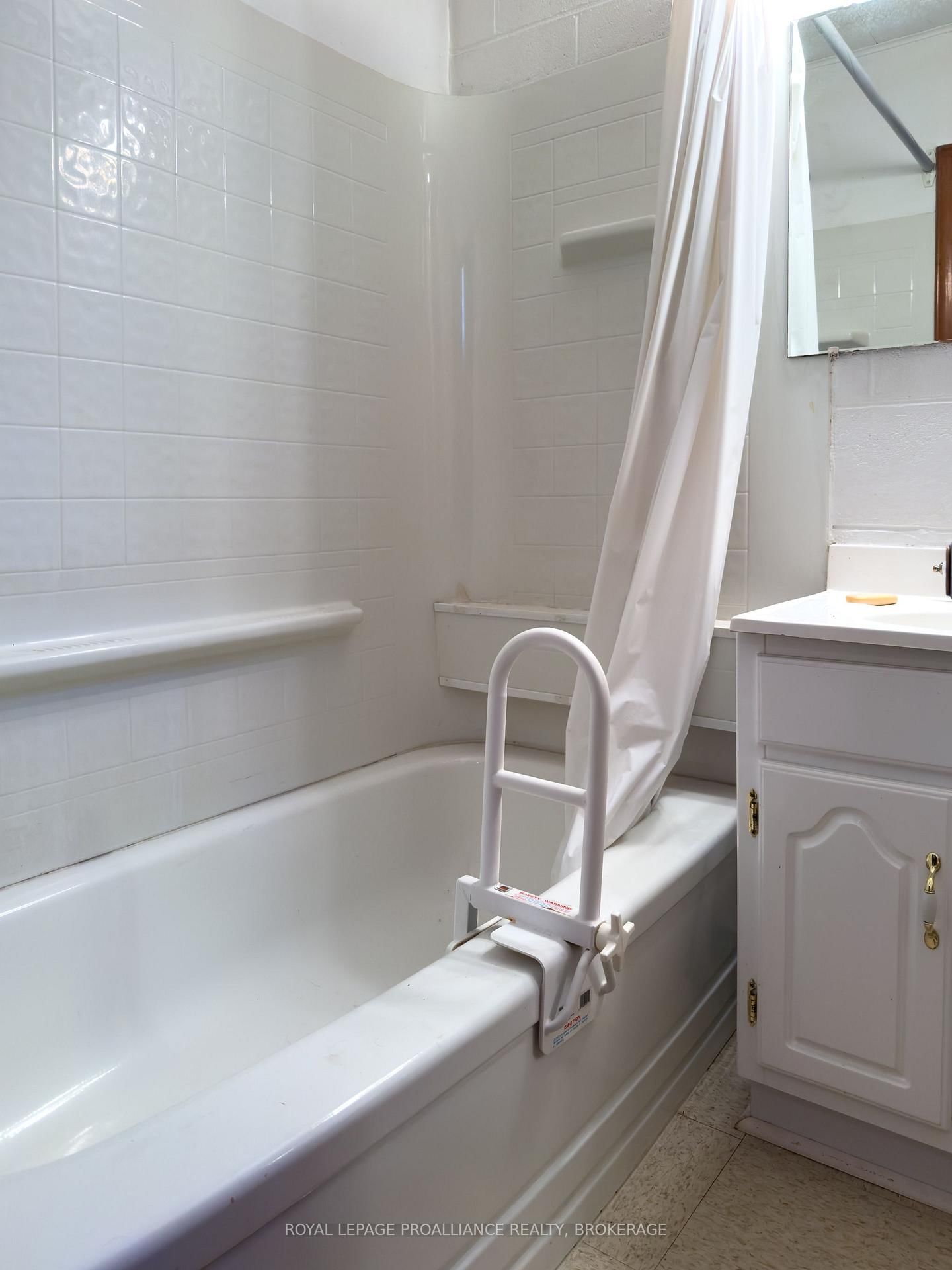 15 Hampstead • Kingston, ON photo 24