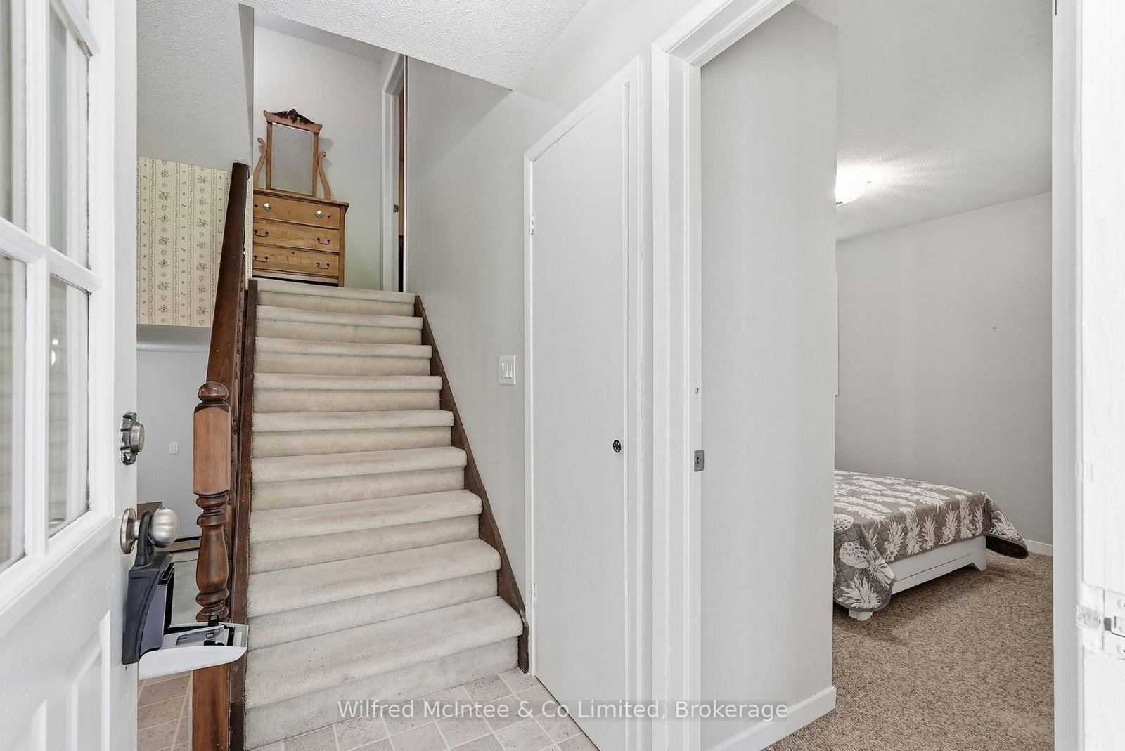493537 Baptist Church Road W • West Grey, ON photo 10