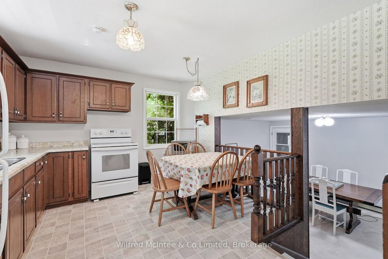 493537 Baptist Church Road W • West Grey, ON photo 12