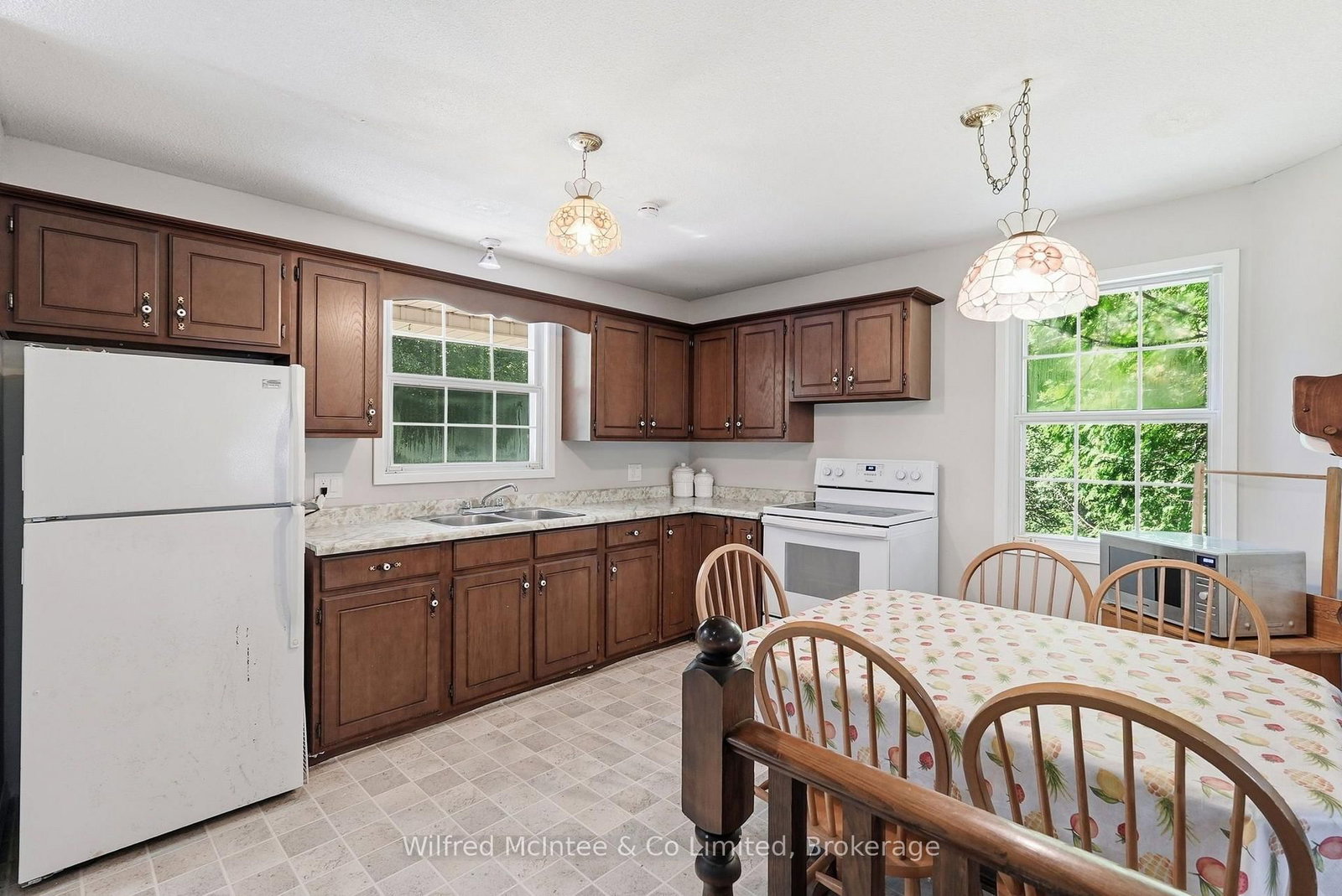 493537 Baptist Church Road W • West Grey, ON photo 14
