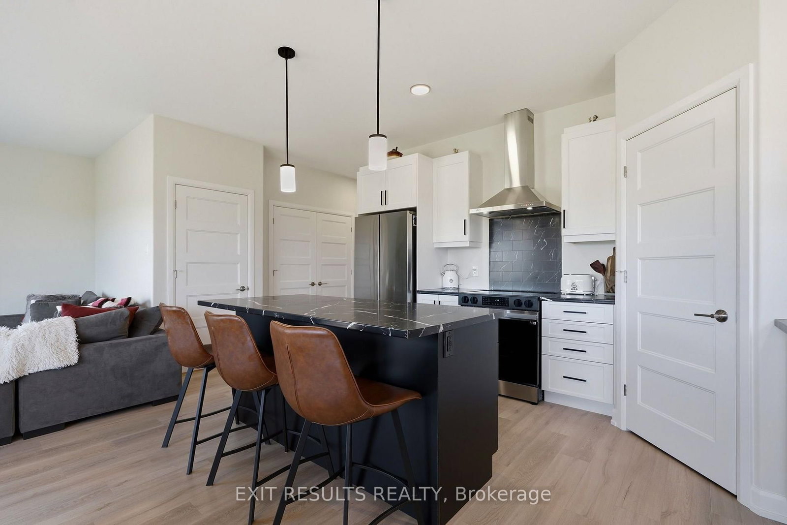 1213 Montblanc Crescent • Russell, ON photo 5