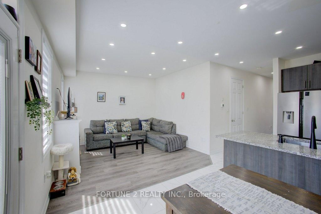22 DASS Drive W • Centre Wellington, ON photo 15