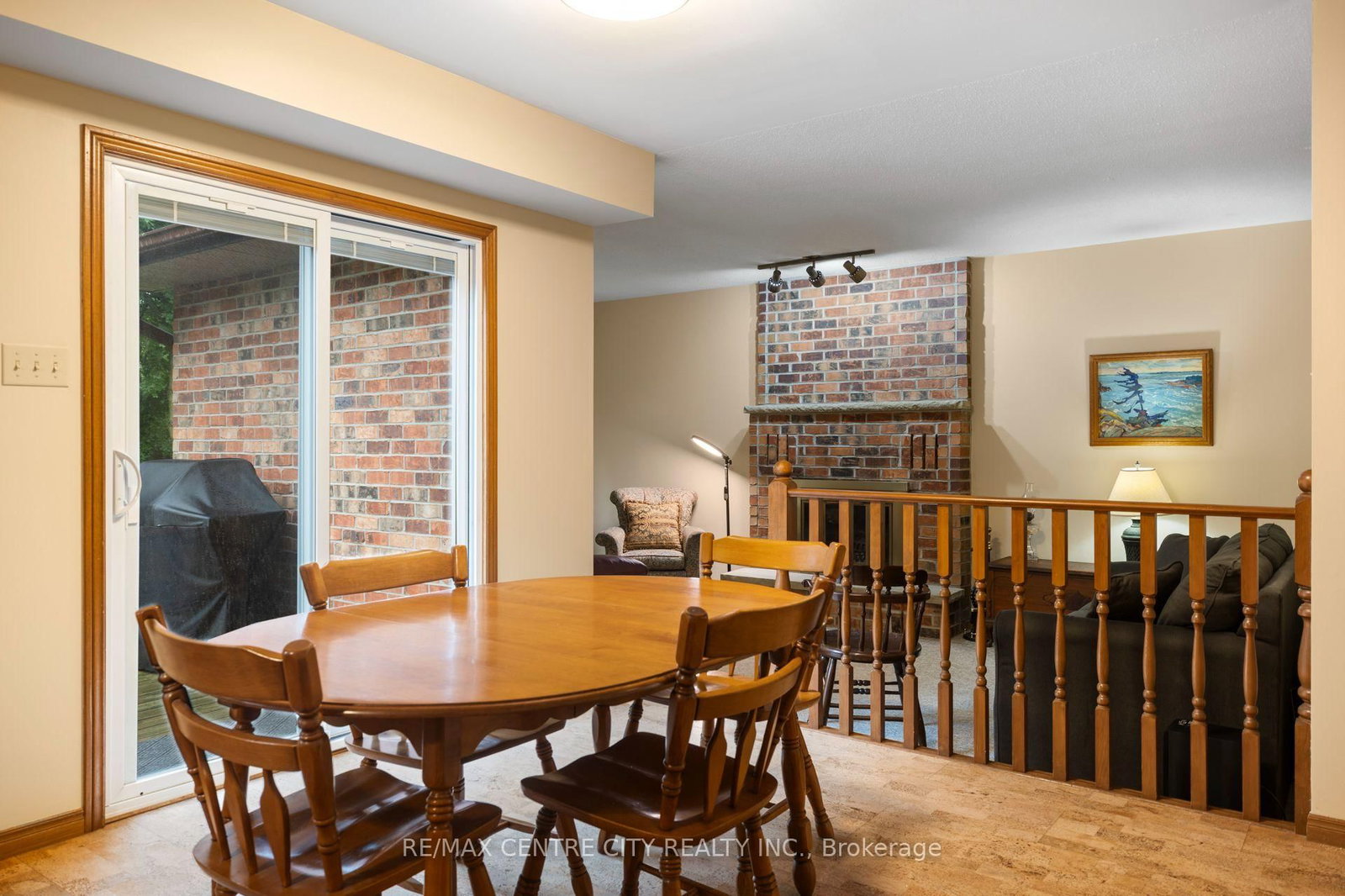 334 Canterbury Place • Central Elgin, ON photo 11