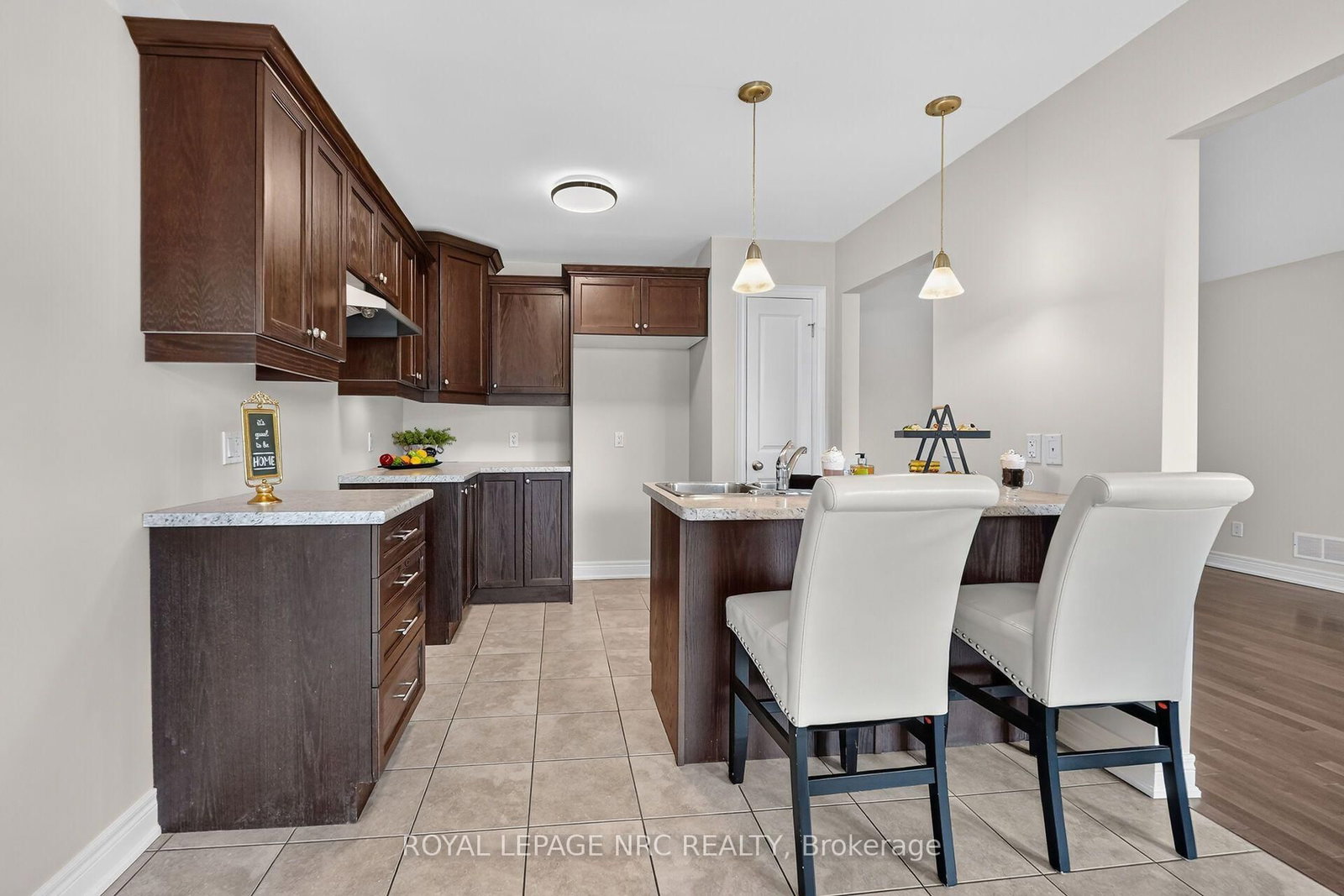 456 DAYTONA Drive • Fort Erie, ON photo 11