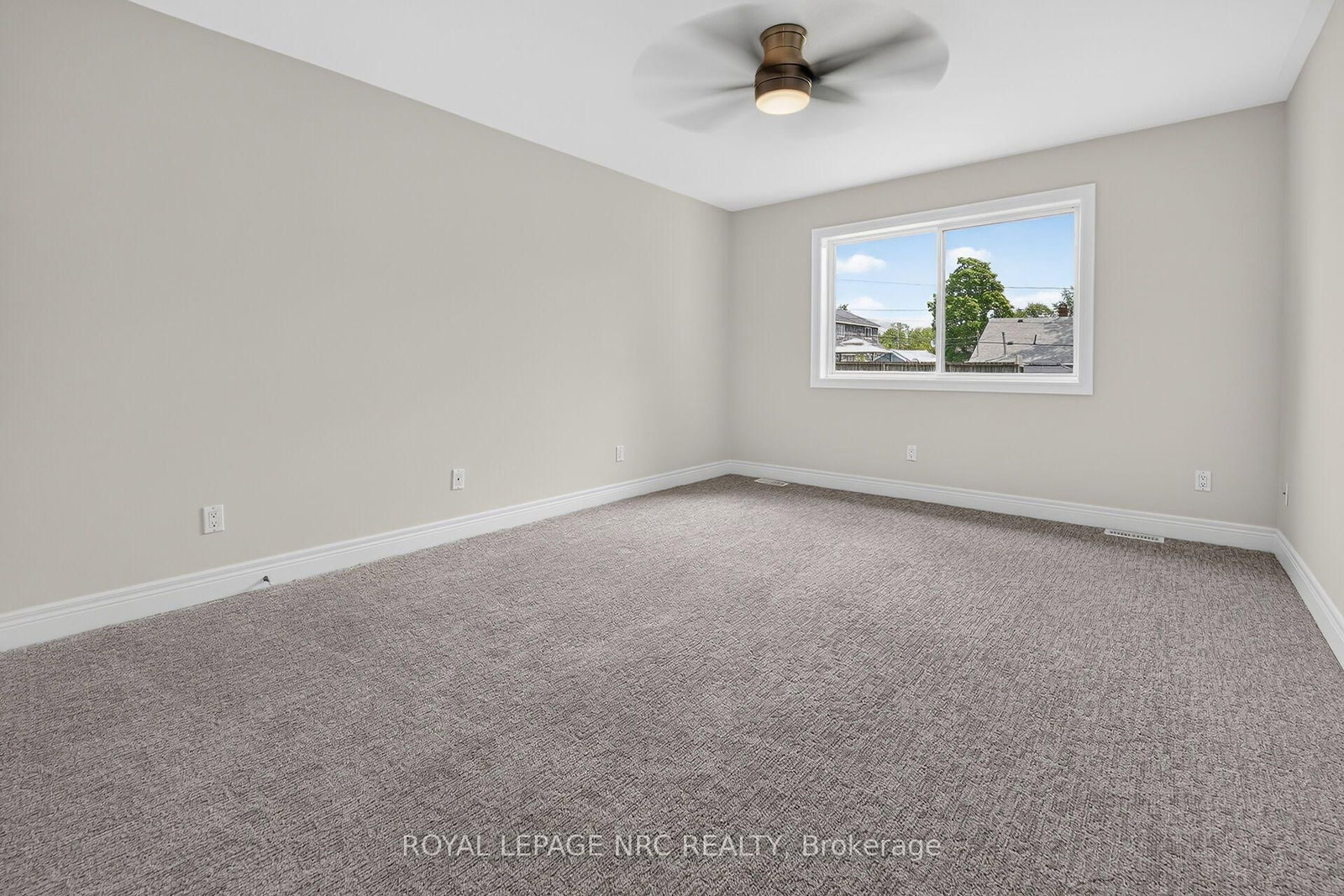 456 DAYTONA Drive • Fort Erie, ON photo 14