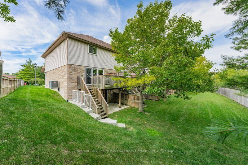 48 - 31 Schroder Crescent