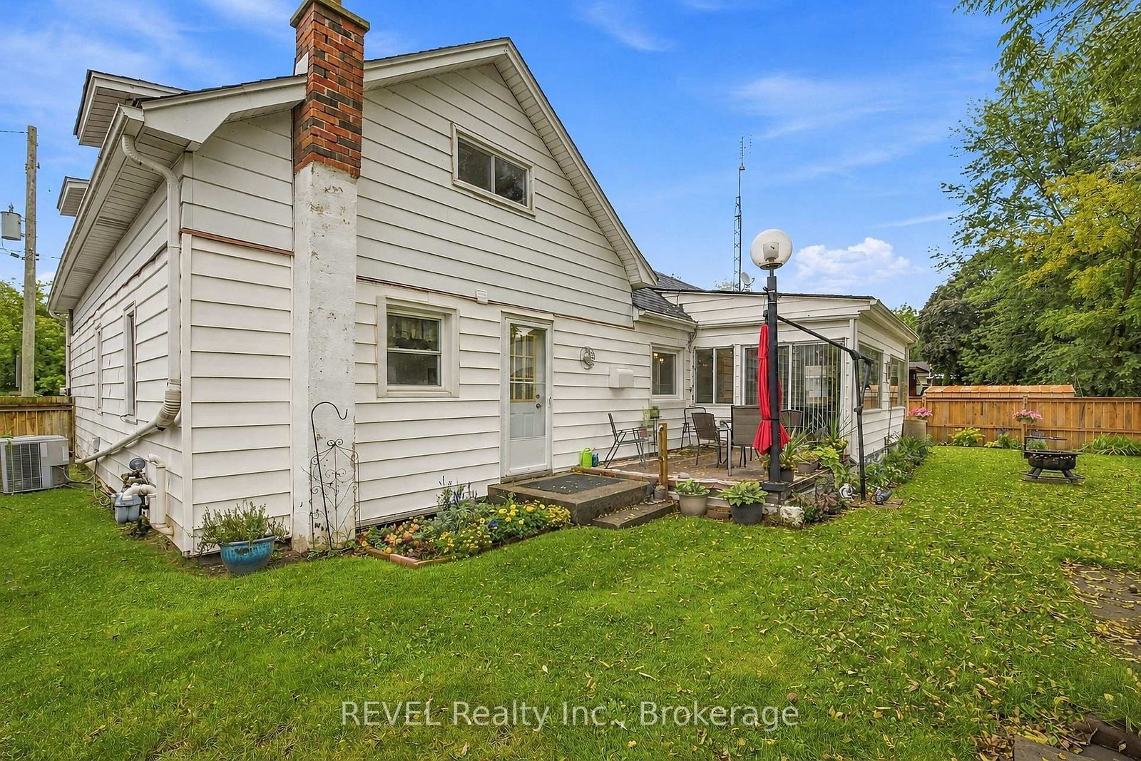 42 Wildwood Road • St. Catharines, ON photo 36