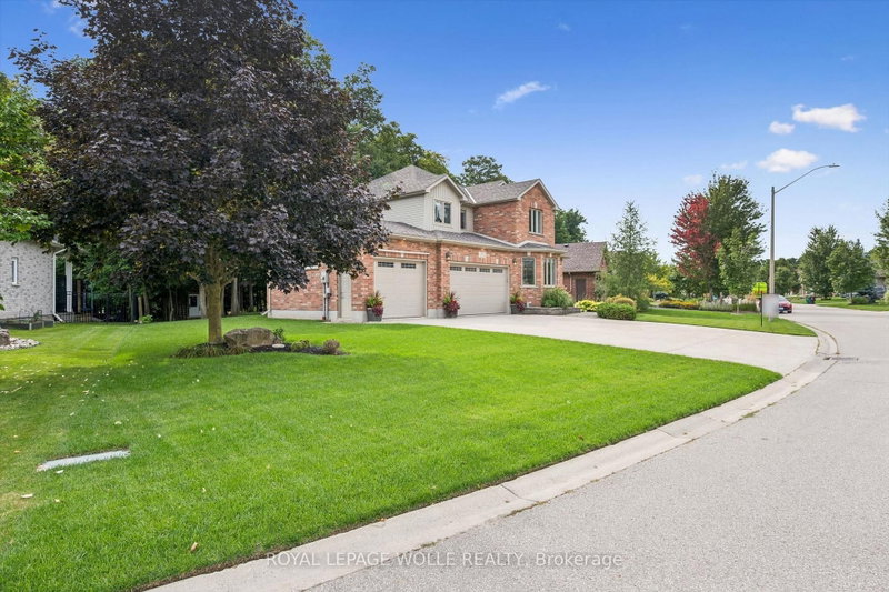 45 Welwood Avenue