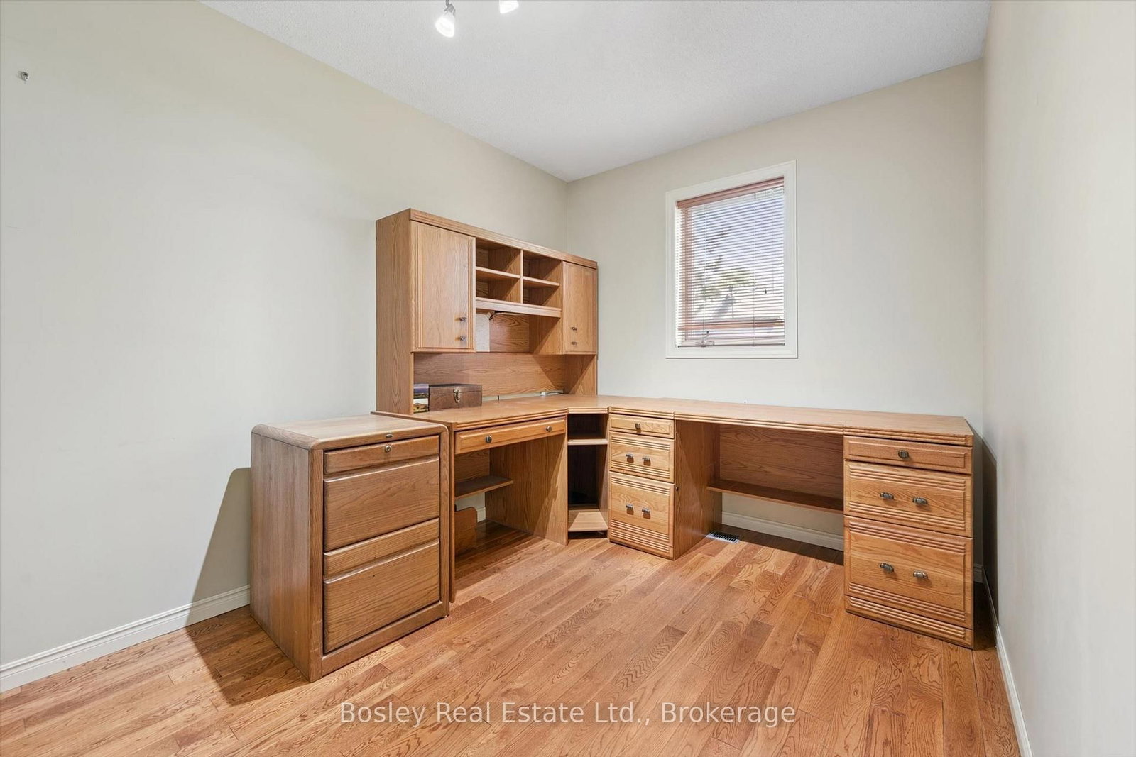 240 St Ann Avenue • Wilmot, ON photo 26