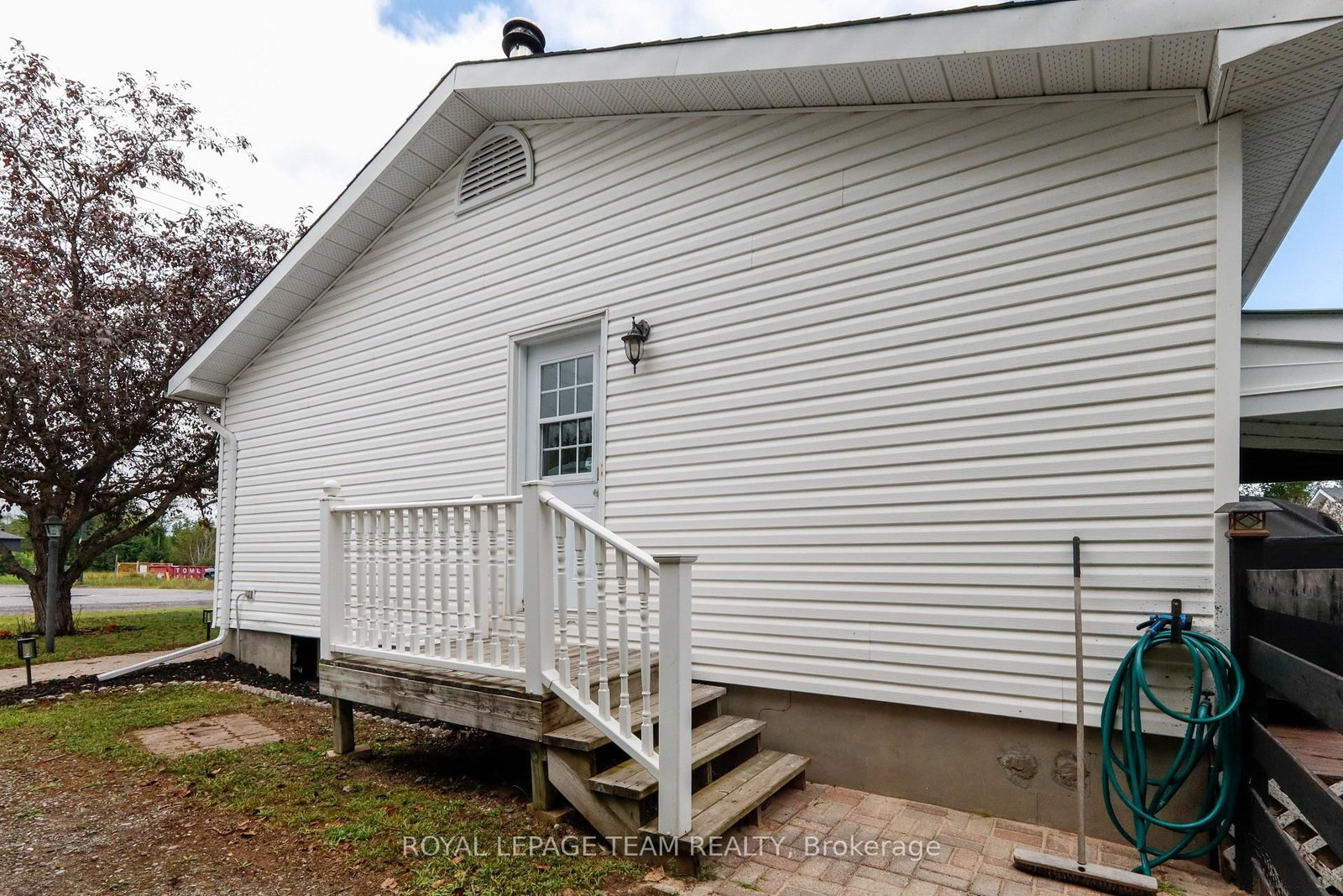 5765 Rideau River Rd Road • North Grenville, ON photo 38