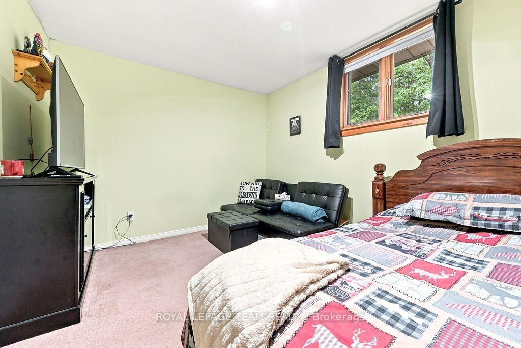 2193 Foymount Road • Eganville, ON photo 37