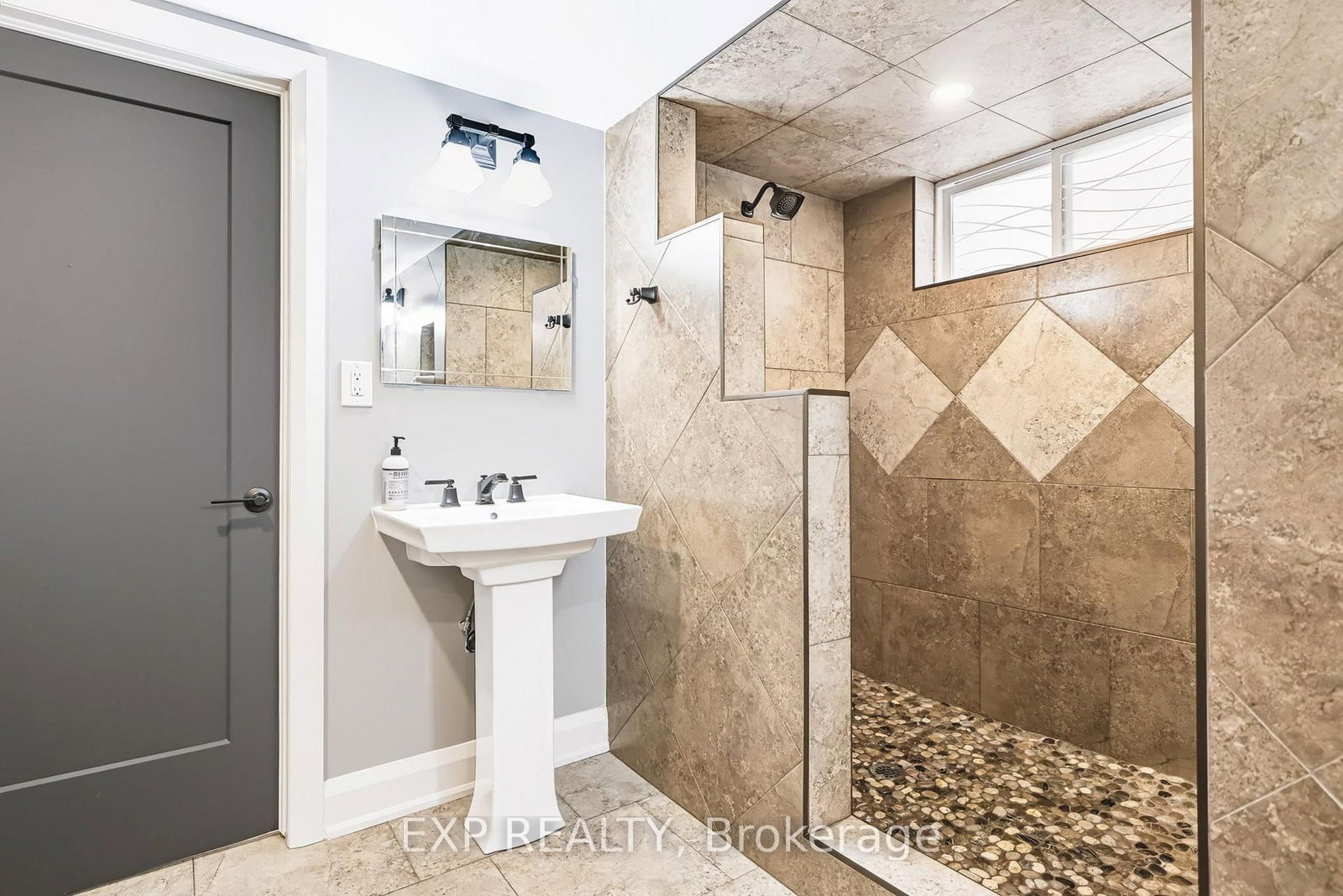61 Ridgefield Crescent • Ottawa, ON photo 30