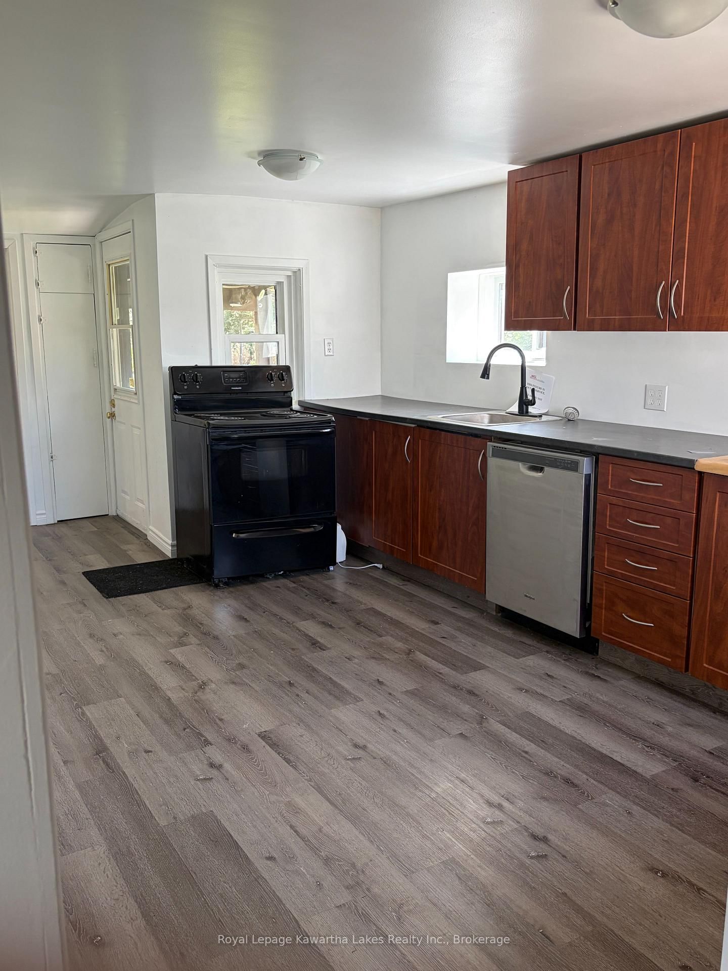 67 Murray Street • Kawartha Lakes, ON photo 5