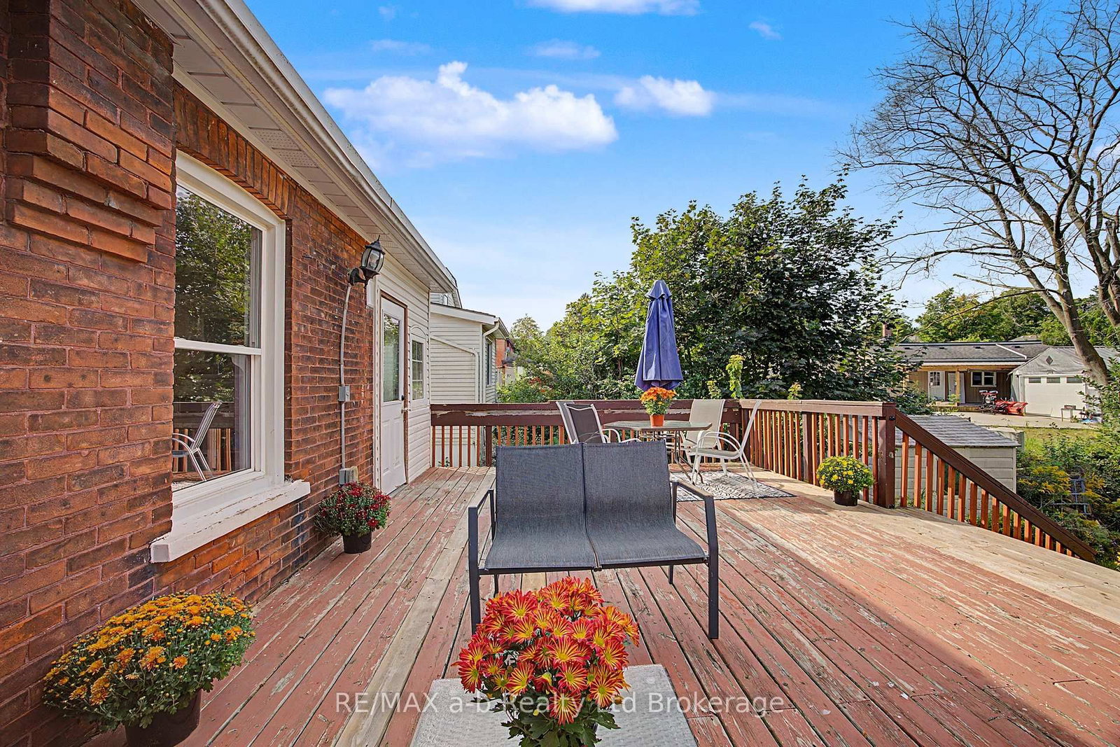 225 Graham Street • Woodstock, ON photo 28