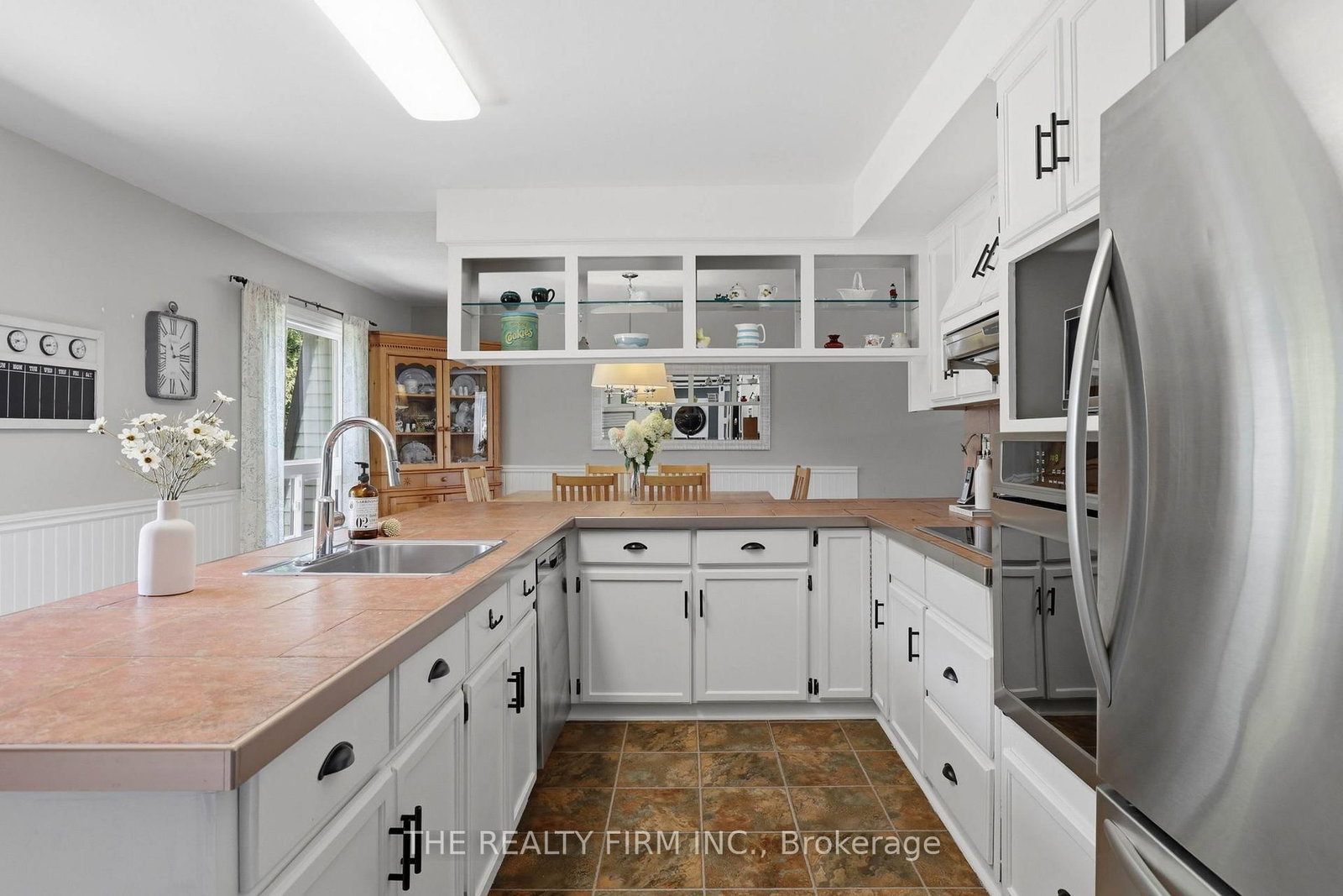 1 Hueston Drive • Thames Centre, ON photo 11