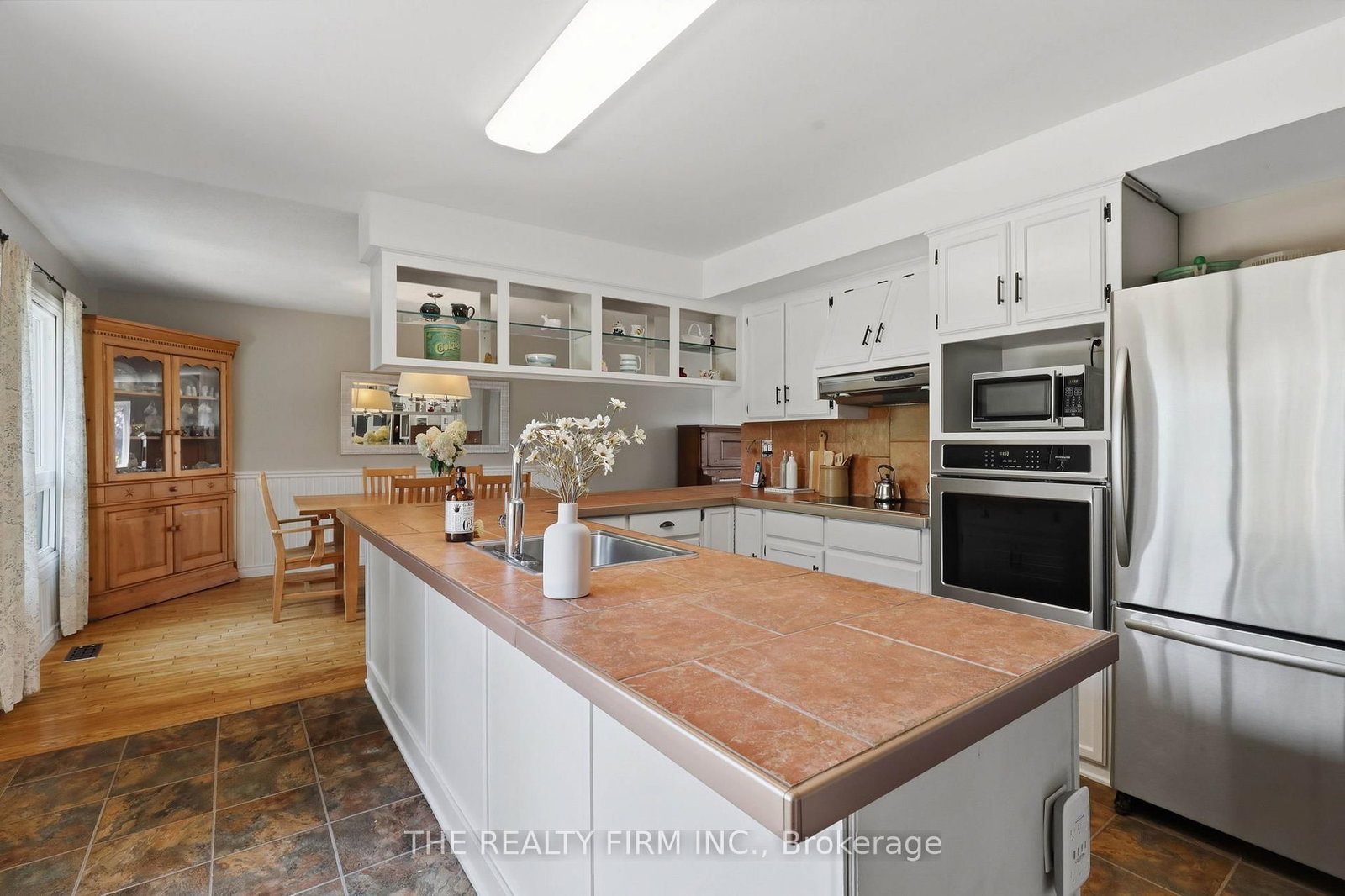 1 Hueston Drive • Thames Centre, ON photo 12