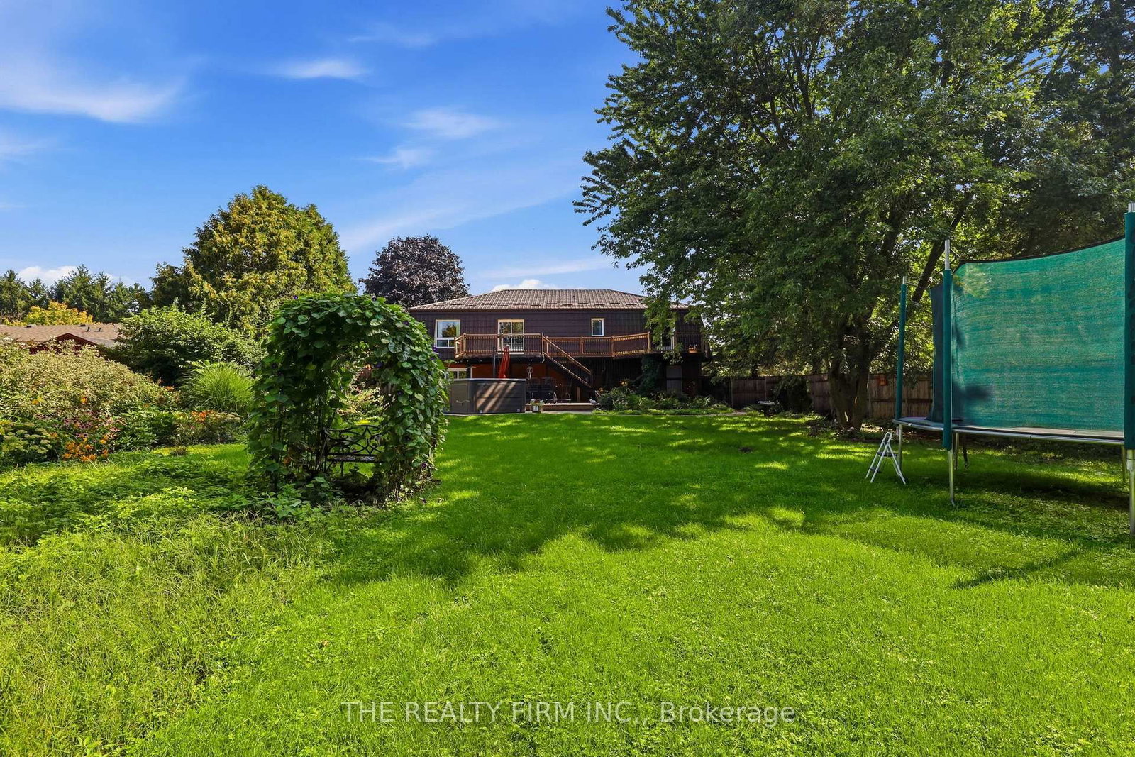 1 Hueston Drive • Thames Centre, ON photo 29