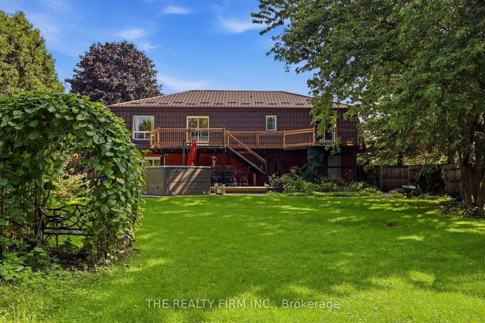 1 Hueston Drive • Thames Centre, ON photo 30