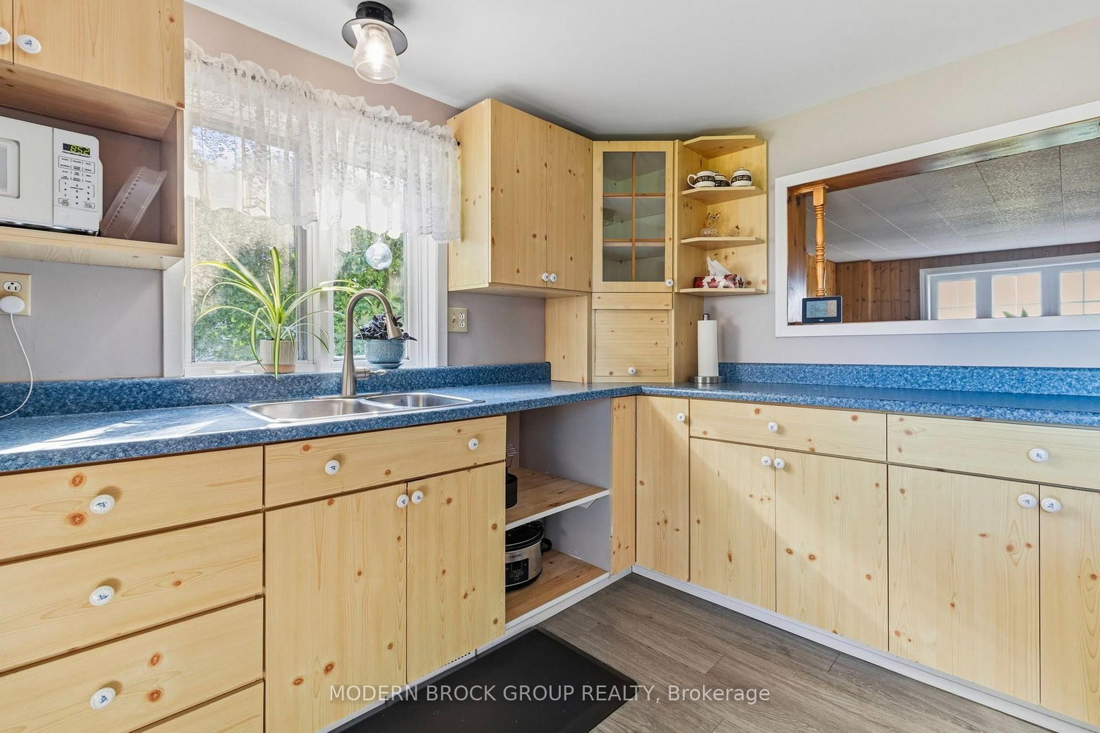 10785 STAMPVILLE Road E • South Dundas, ON photo 16