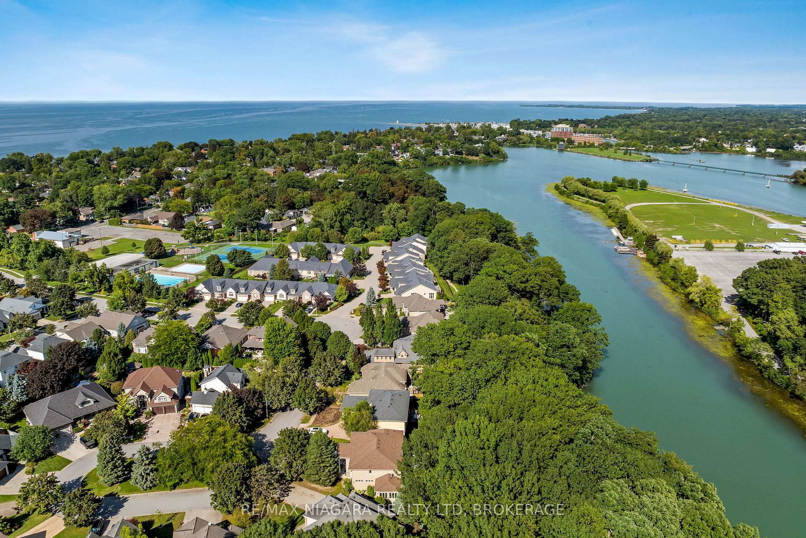 41 Sculler's Way • St. Catharines, ON photo 45