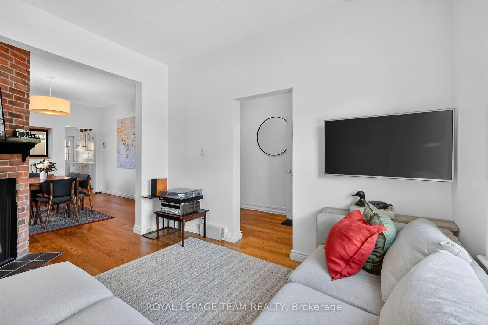 103 Rochester St, Ottawa, view 8